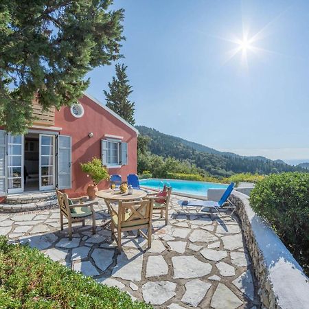 Agios Nikitas Villas 외부 사진