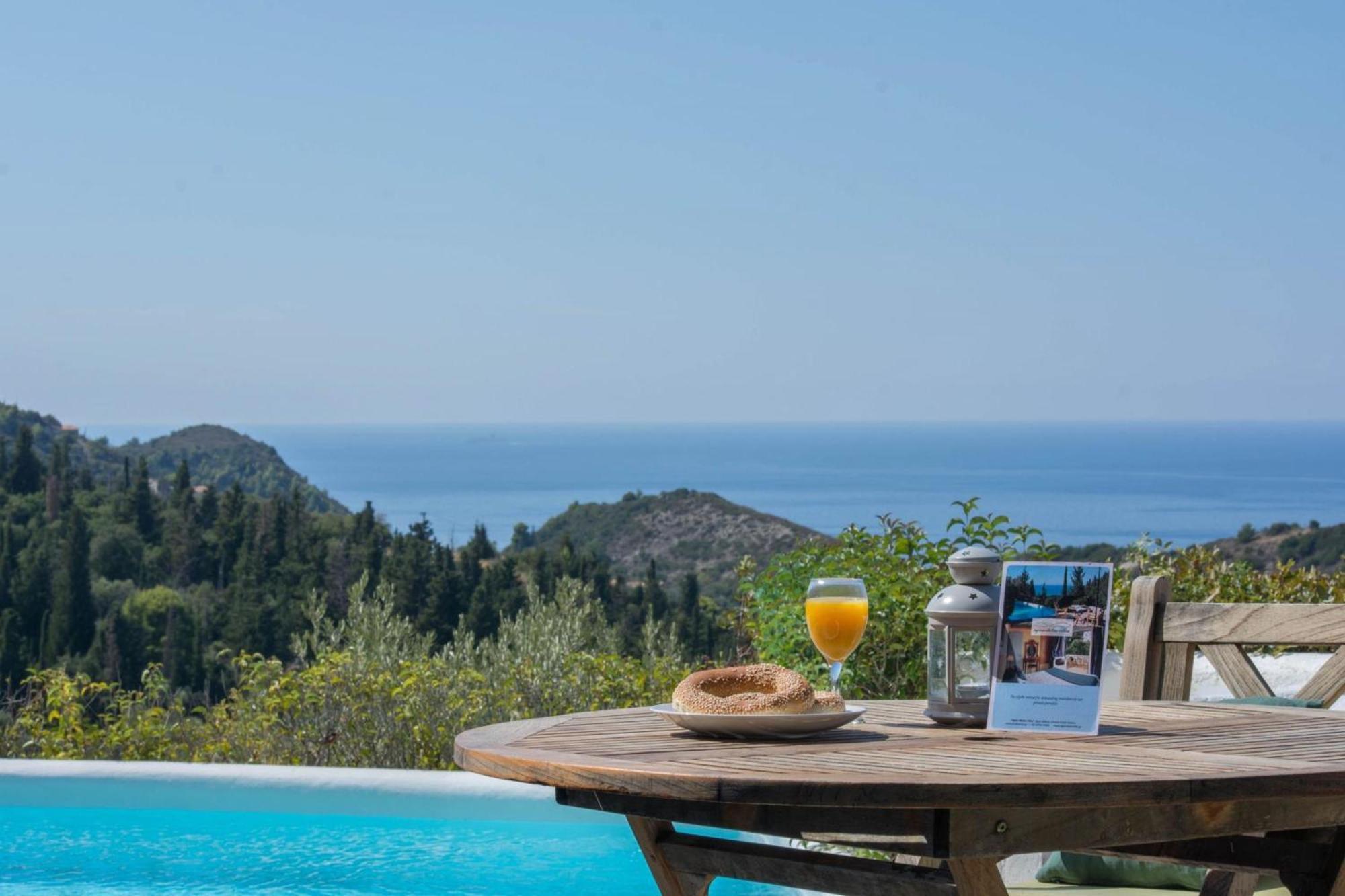 Agios Nikitas Villas 외부 사진
