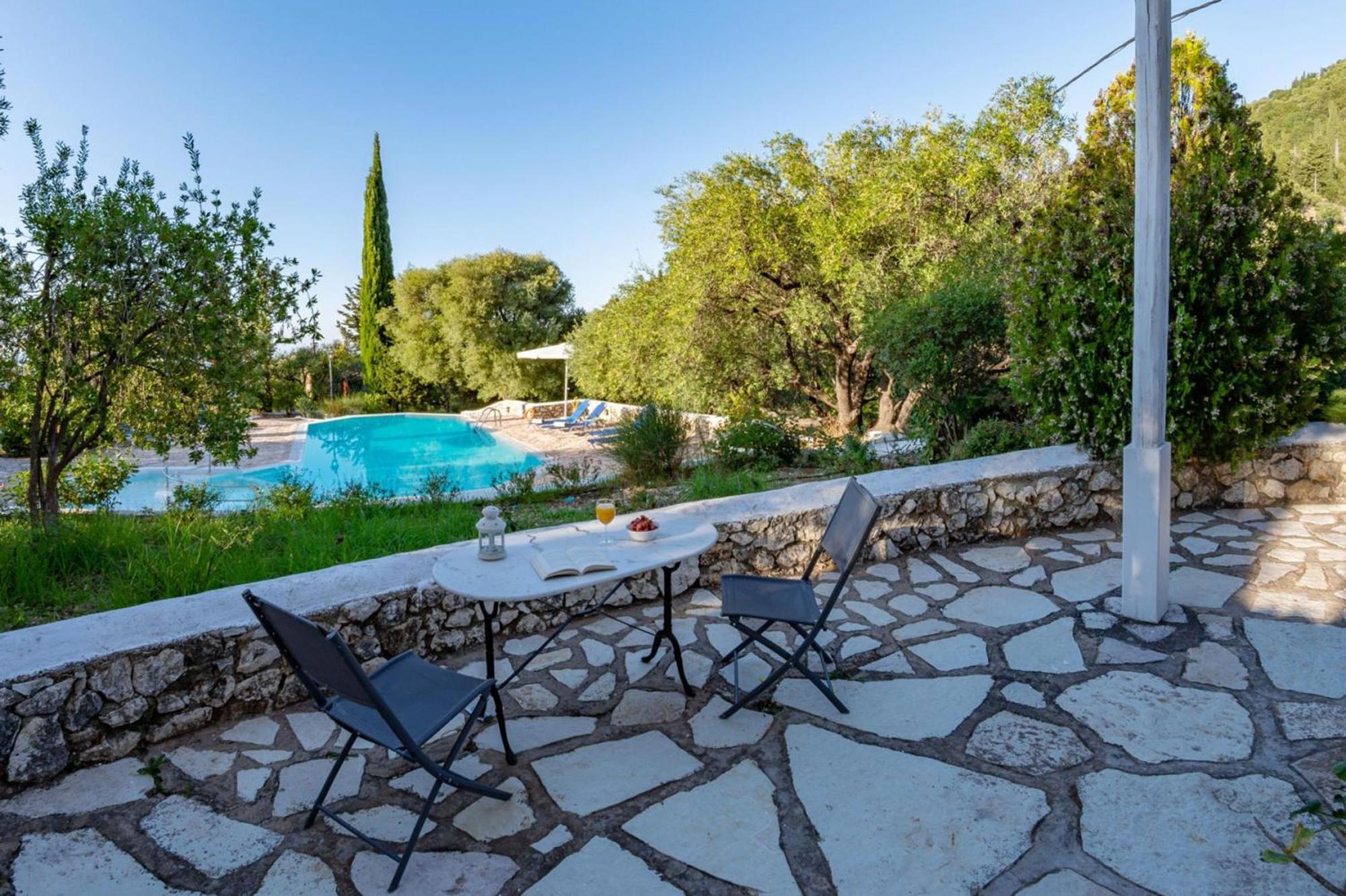 Agios Nikitas Villas 외부 사진